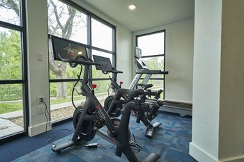 Fully Equipped Gym at Alvista Trailside Apartments, Colorado